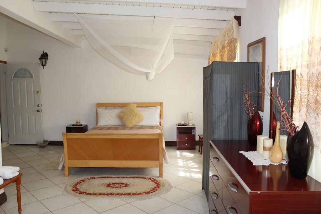 Fern Tree Bed And Breakfast Frigate Bay Екстер'єр фото