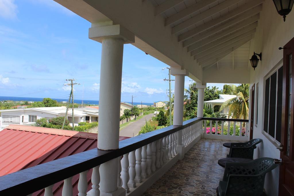 Fern Tree Bed And Breakfast Frigate Bay Екстер'єр фото